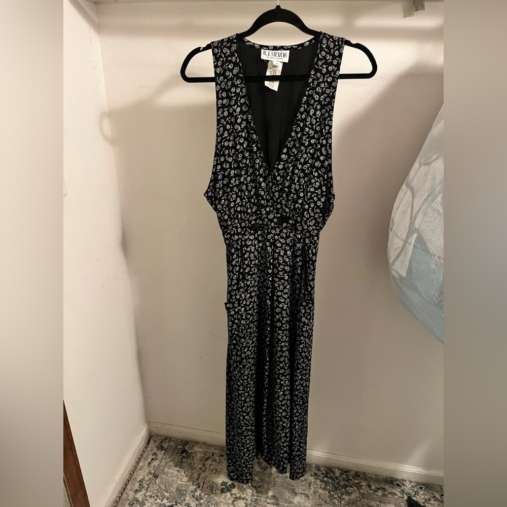Elegant Black and White Floral Dress